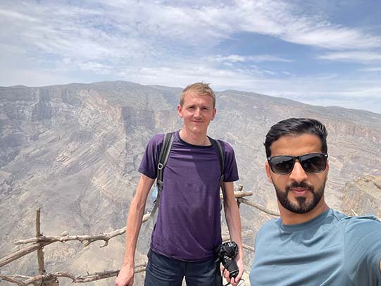 ali with guest in Jebel Shams