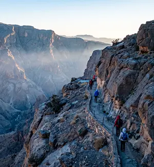 Cool winter morning light over the Wadi Nakhr canyon on the Balcony Walk