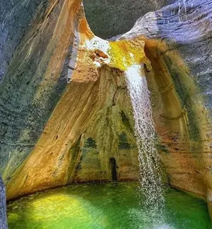 Wadi Damm Natural Pools